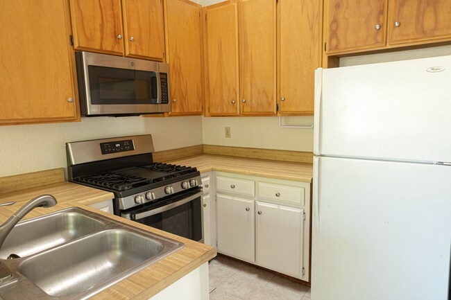Building Photo - 3826 Shasta St