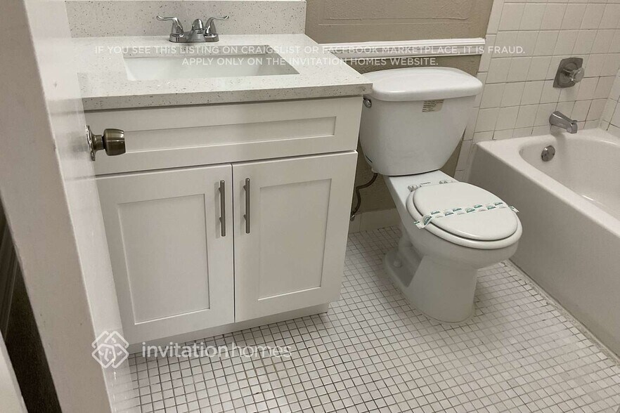 Building Photo - 1314 SW 131st Pl Cir E