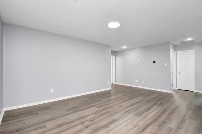 Building Photo - 6738 Beck Canyon Dr