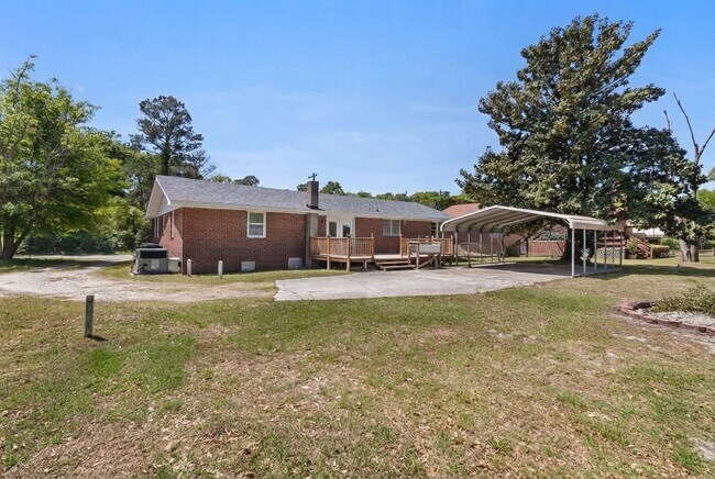 Building Photo - 624 Jabbertown Rd