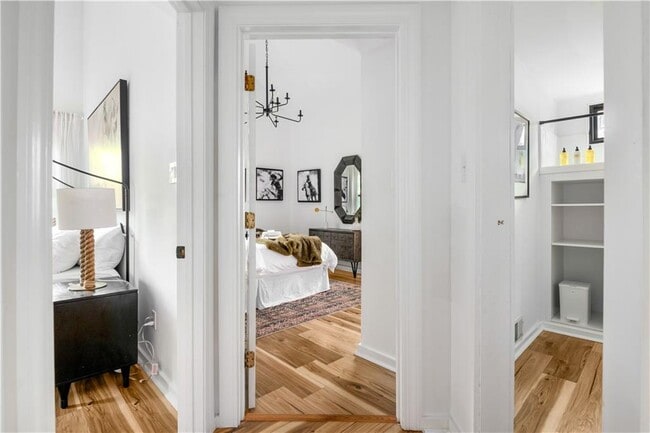 Building Photo - 119 Ashland Dr NE