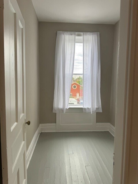 Building Photo - 3109 California Ave