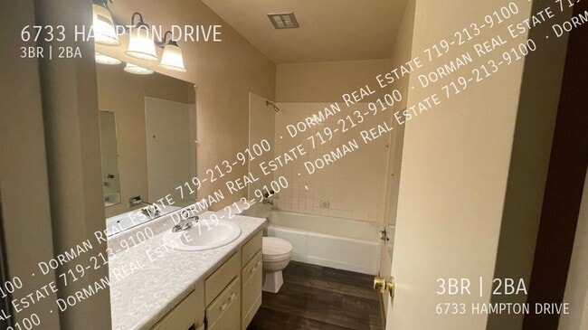 Building Photo - 6733 Hampton Dr