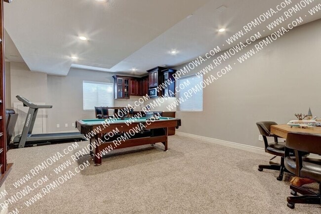 Building Photo - 4631 Timberline Dr