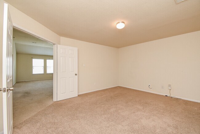 Building Photo - 20810 Fair Walnut Way