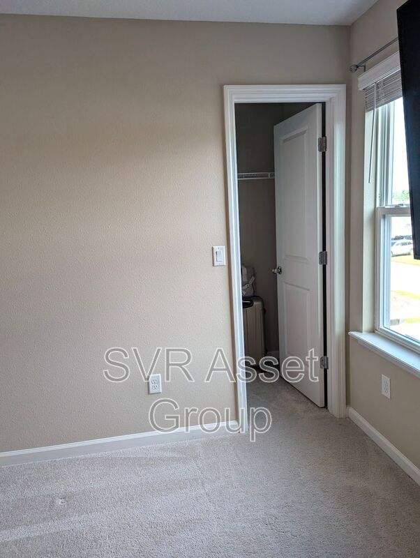Building Photo - 5597 Kellar Cir