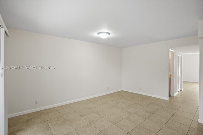 Building Photo - 1749 SW 81st Ln
