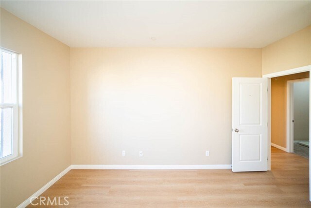 Building Photo - 55 Ivory Petal