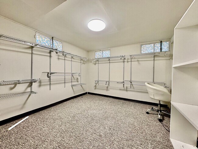 Building Photo - Freshly Renovated 4-Bedroom Home in the Hazelwood School District