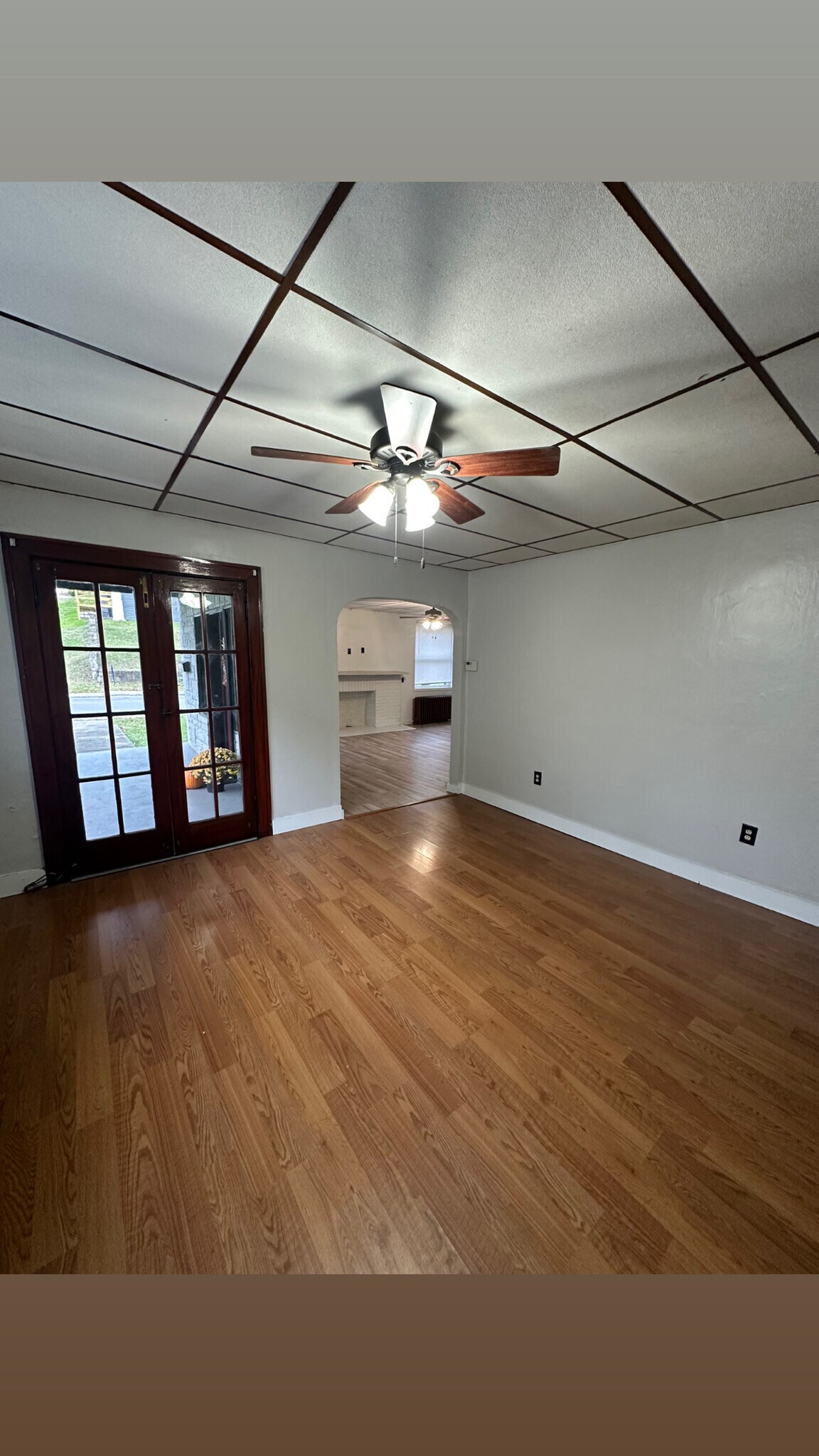 Building Photo - 147 S 9th St