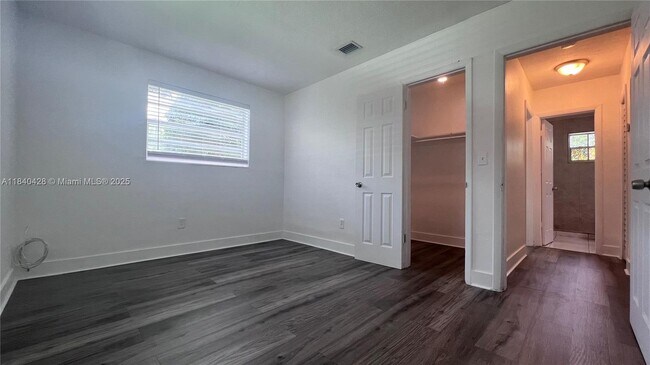 Building Photo - 1344 NE 110th Terrace