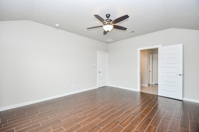 Building Photo - 3831 Sparkman Ln