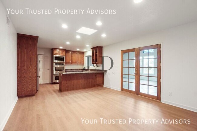 Building Photo - 151 Bonita Pl