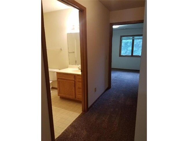 Building Photo - 1232 Spruce Ct
