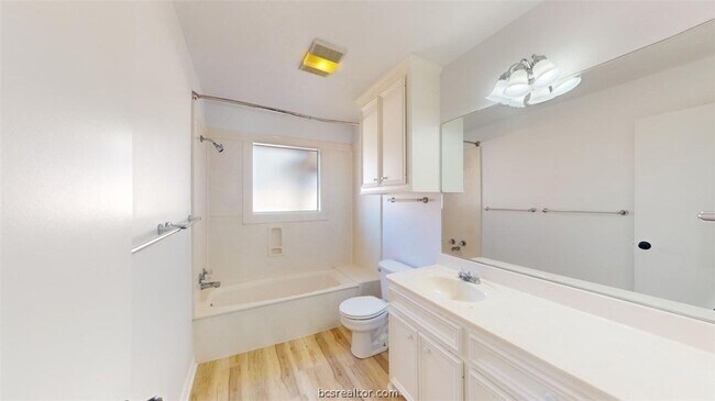 Building Photo - 3614 Graz Dr