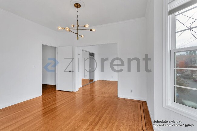 Building Photo - 3104 25th St