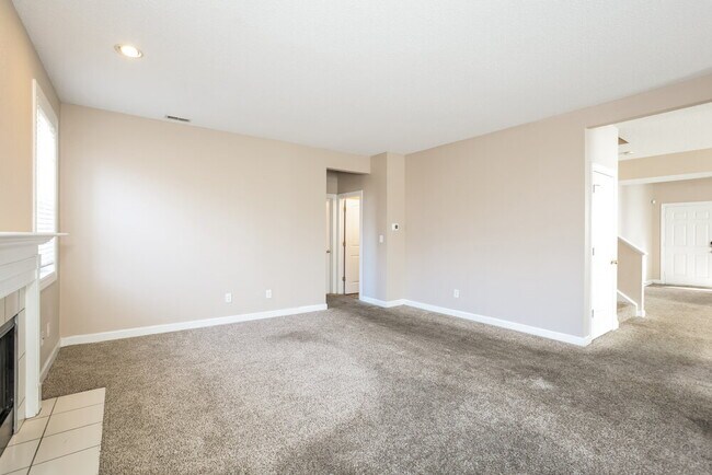 Building Photo - 5834 Long Lake Ln.