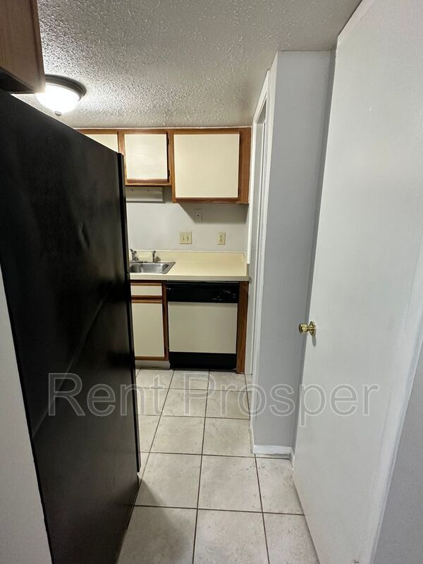 Building Photo - 4153 S Semoran Blvd