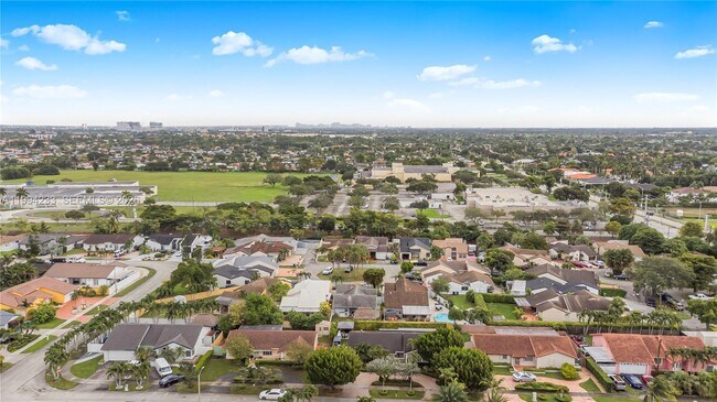 Building Photo - 2385 SW 131st Pl