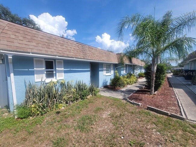 Building Photo - 5709 Silver Spur Dr