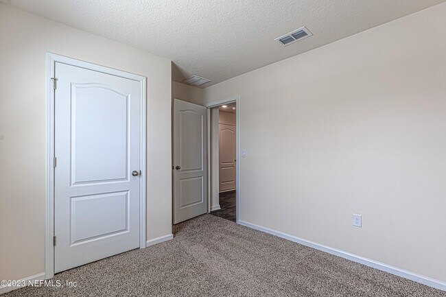 Building Photo - 2058 Garrison Wy
