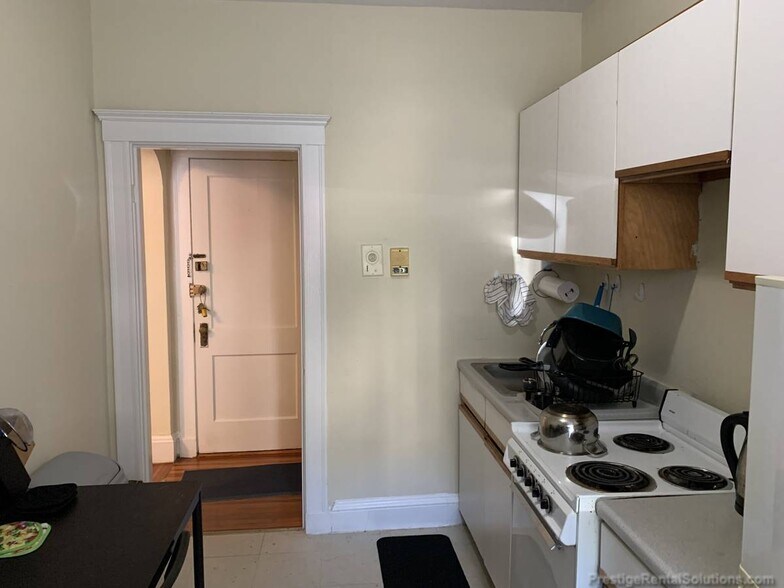 Building Photo - 15 Gardner St