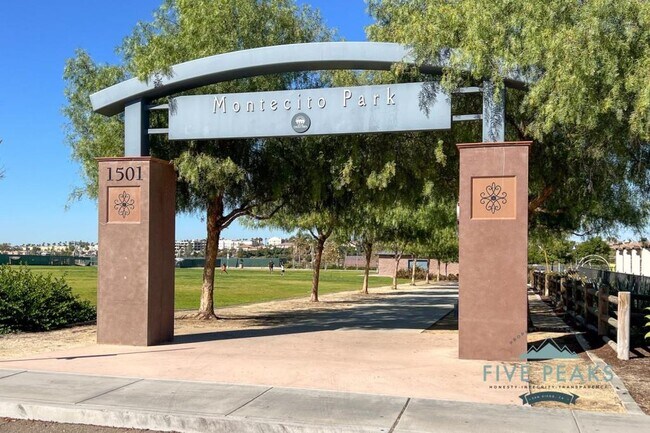 Building Photo - 1515 Franceschi Dr