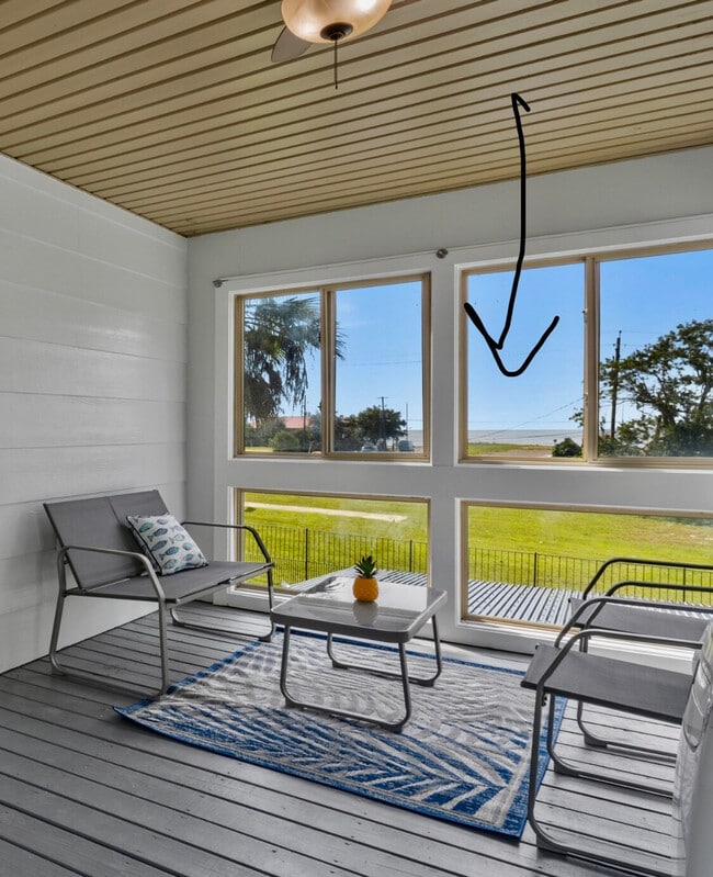 Building Photo - 139 Brady Dr