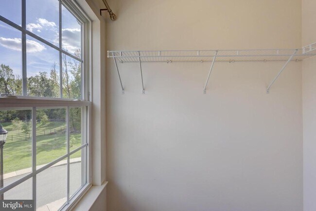 Building Photo - 101 Pearce Ln