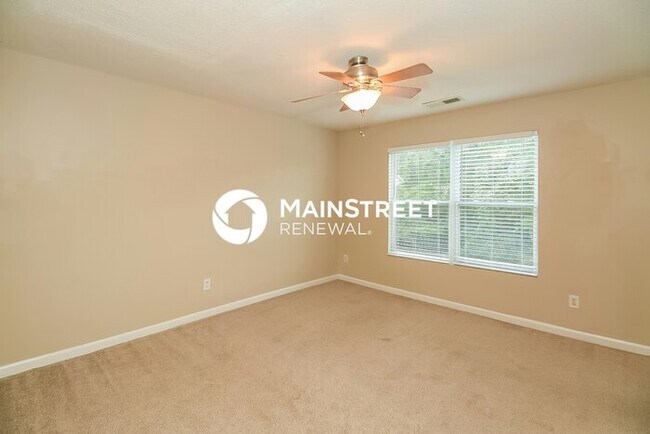 Building Photo - 2 Bedroom Pet-Friendly Home in Atlanta, GA with Main Street Renewal