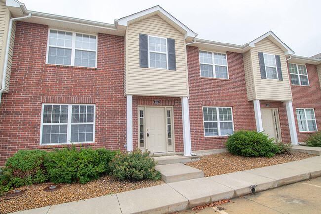 Primary Photo - 1639 Citadel Dr