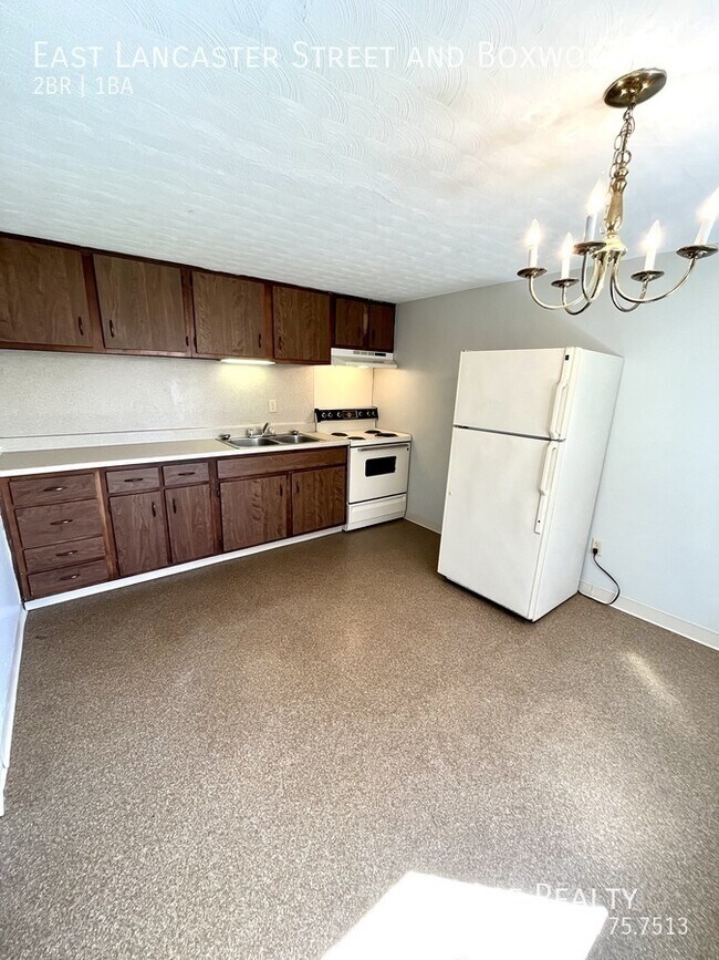 Building Photo - 308 E Lancaster St