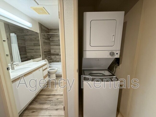 Building Photo - 95-1069 Kaapeha St