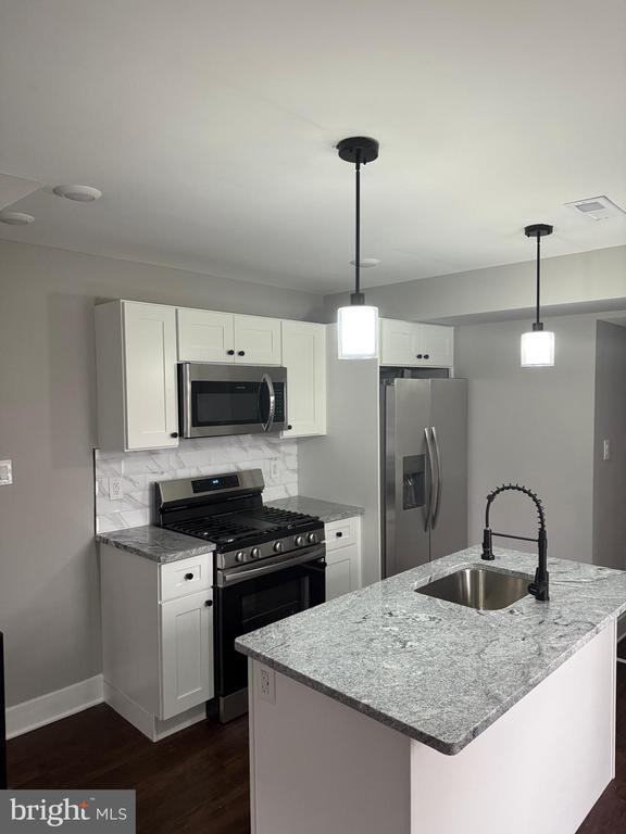 Building Photo - 334 Church Rd