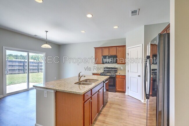 Building Photo - 9657 Spencer Woods Rd