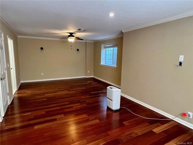 Building Photo - 41 High Ridge Ln