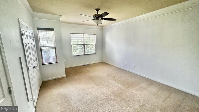 Building Photo - 3030 Chinkapin Oak Ln