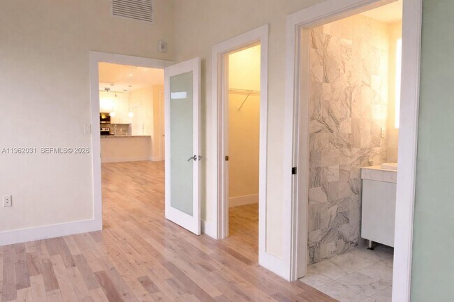 Building Photo - 6701 Biscayne Blvd