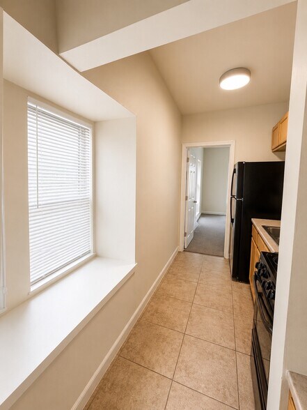 Building Photo - 420 W Chelten Ave