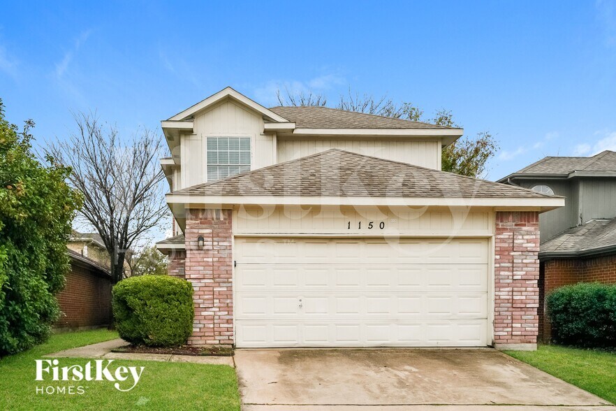 Primary Photo - 1150 Lombard Ln