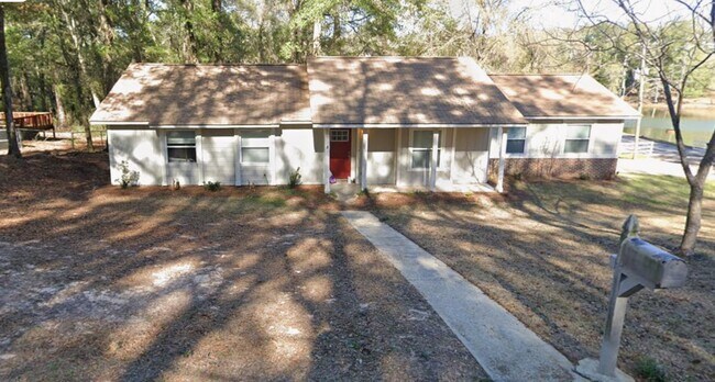 Building Photo - 100 Fieldcrest Dr
