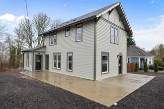 Building Photo - 1501 2nd St