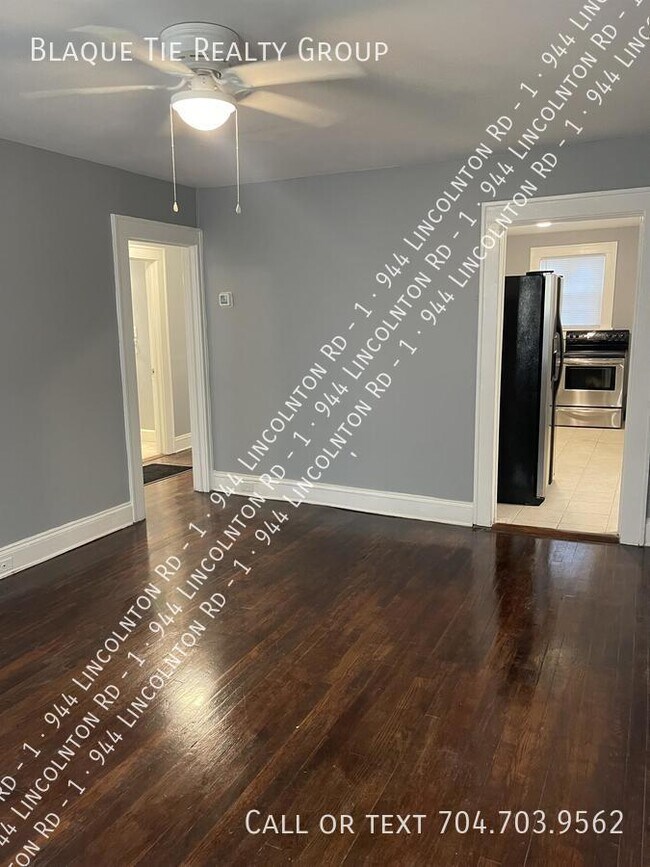 Building Photo - 944 Lincolnton Rd