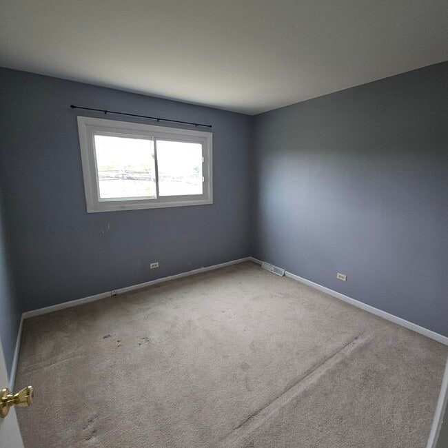 Building Photo - 9268 Barberry Ln