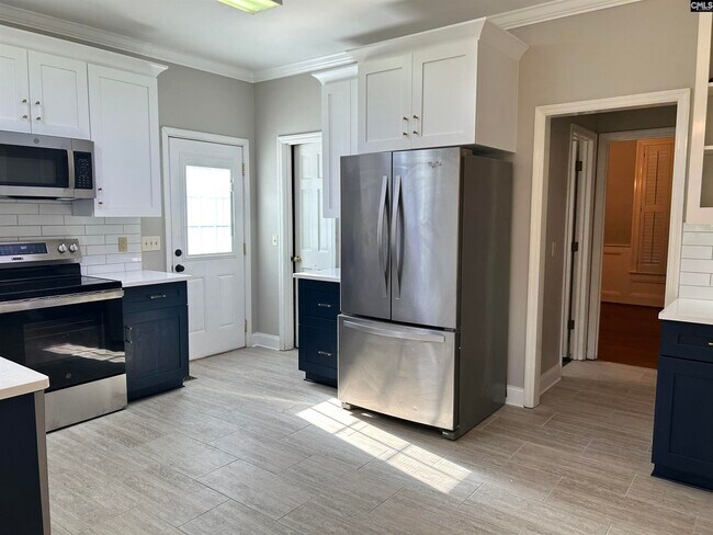 Building Photo - 305 Dean Hall Ln