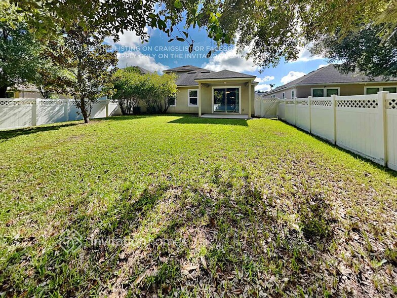 Building Photo - 137 Tollerton Avenue