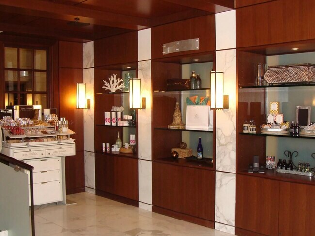 Building Photo - 955 Registry Blvd