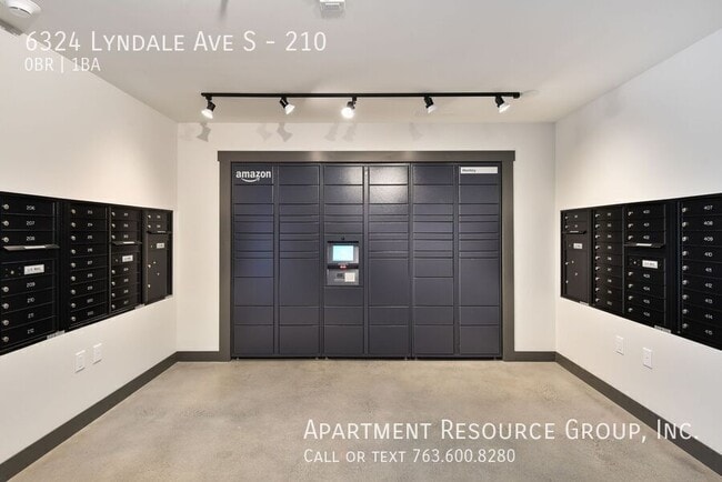 Building Photo - 6324 Lyndale Ave S