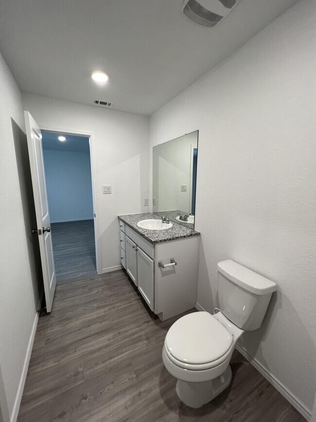 Building Photo - 13819 Llama Pl