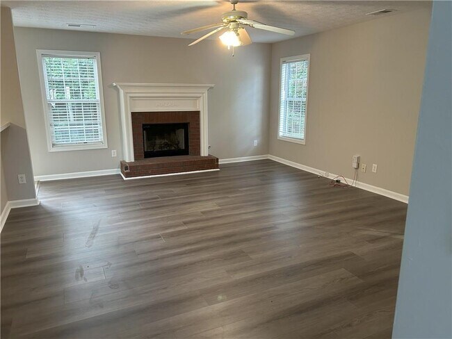 Building Photo - 1551 Swan Valley Ct
